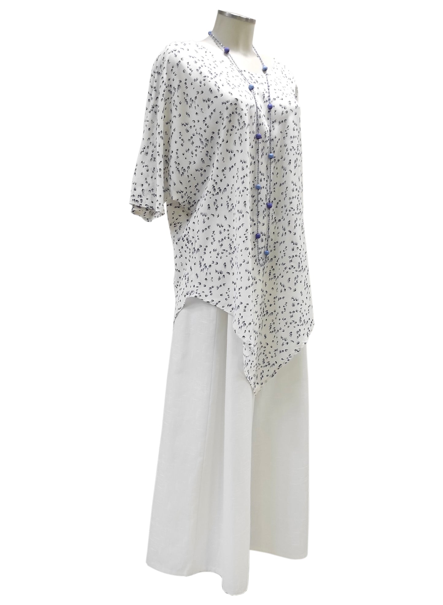 LOOK 02|2C4