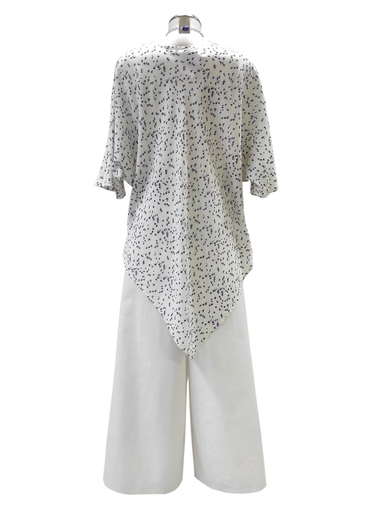 LOOK 02|2C4
